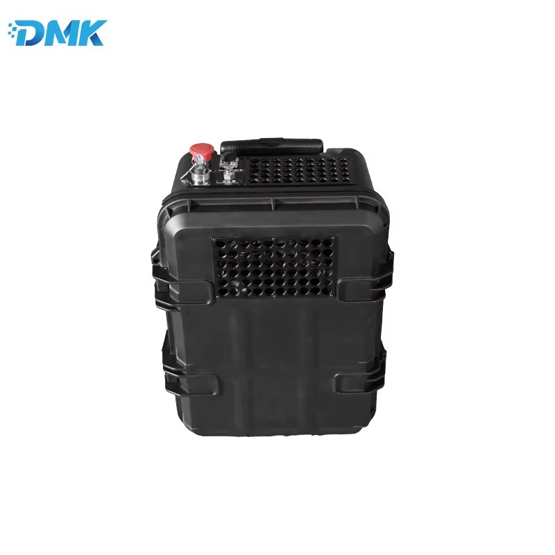 レーザー洗浄機 ポータブルスーツケース型 100w 200w - Portable Laser Rust Removal のレビューと価格