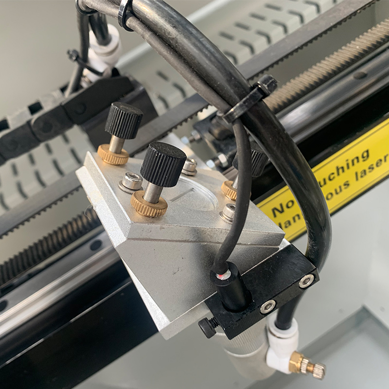 100w～300wレーザーカッターボード アクリル/木材対応 - Co2 Laser Engraving Machine のレビューと価格